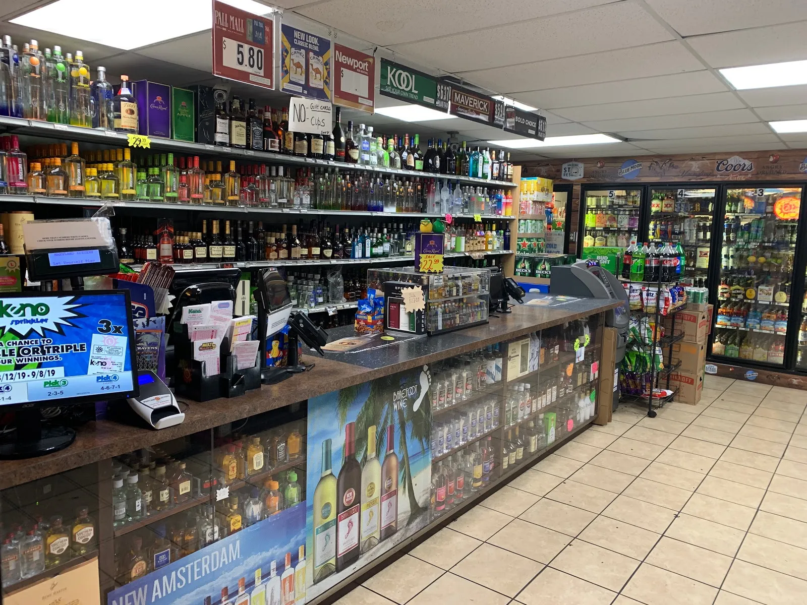 Tom's Sports Tavern - Image 4