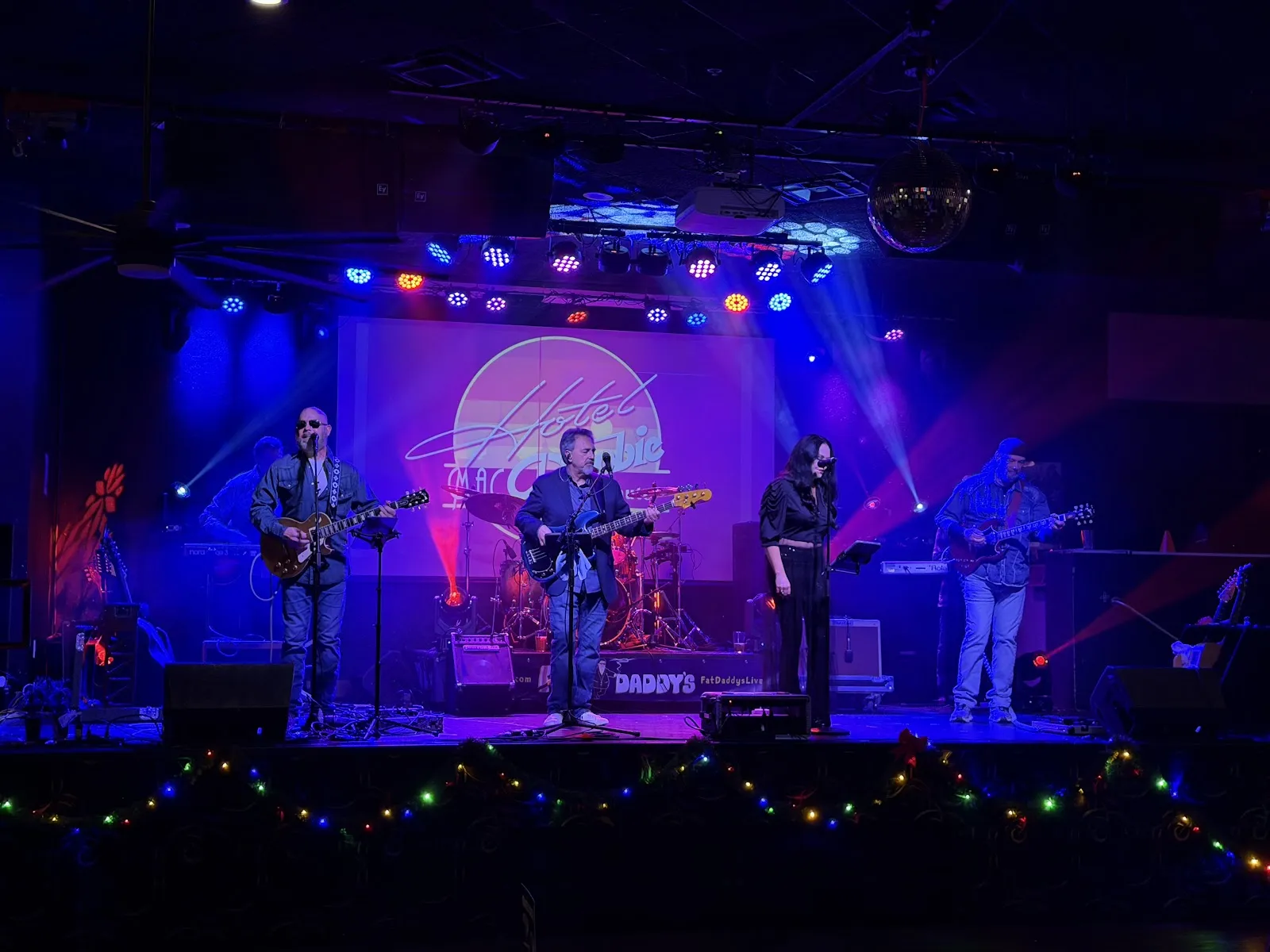 Fat Daddy's Sports & Spirits Cafe - Image 4
