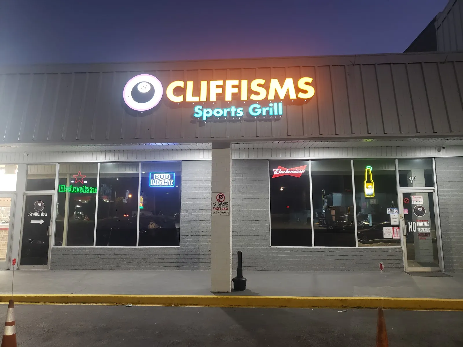Cliffisms Sports & Spirits logo