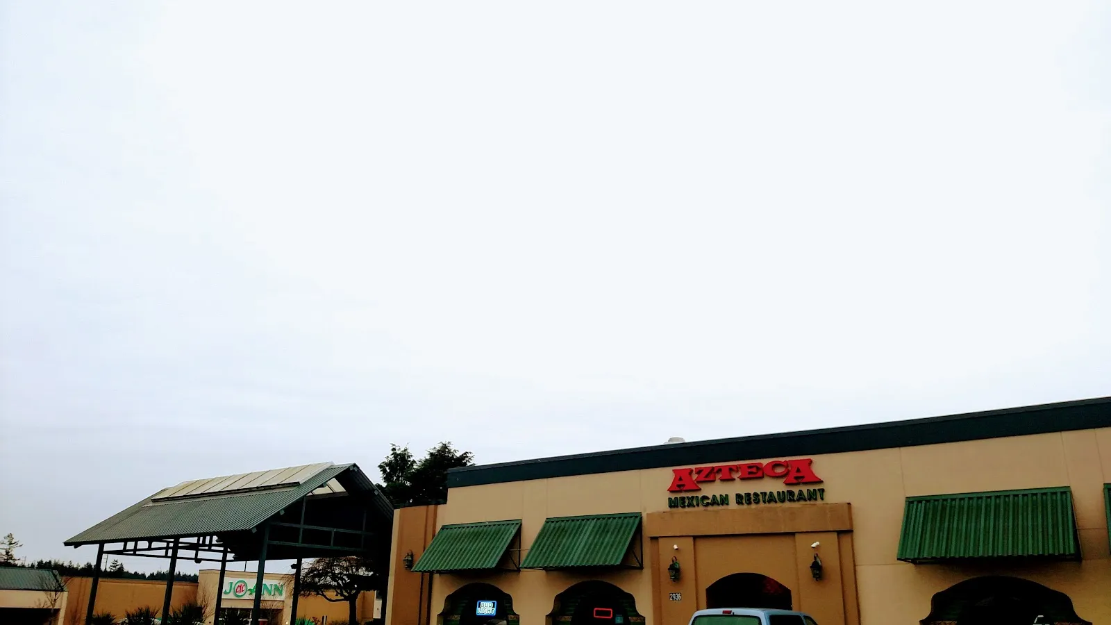 Azteca Silverdale Mexican Restaurant - Image 2