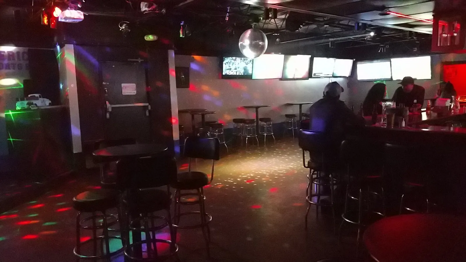 America's Sports Bar - Image 3