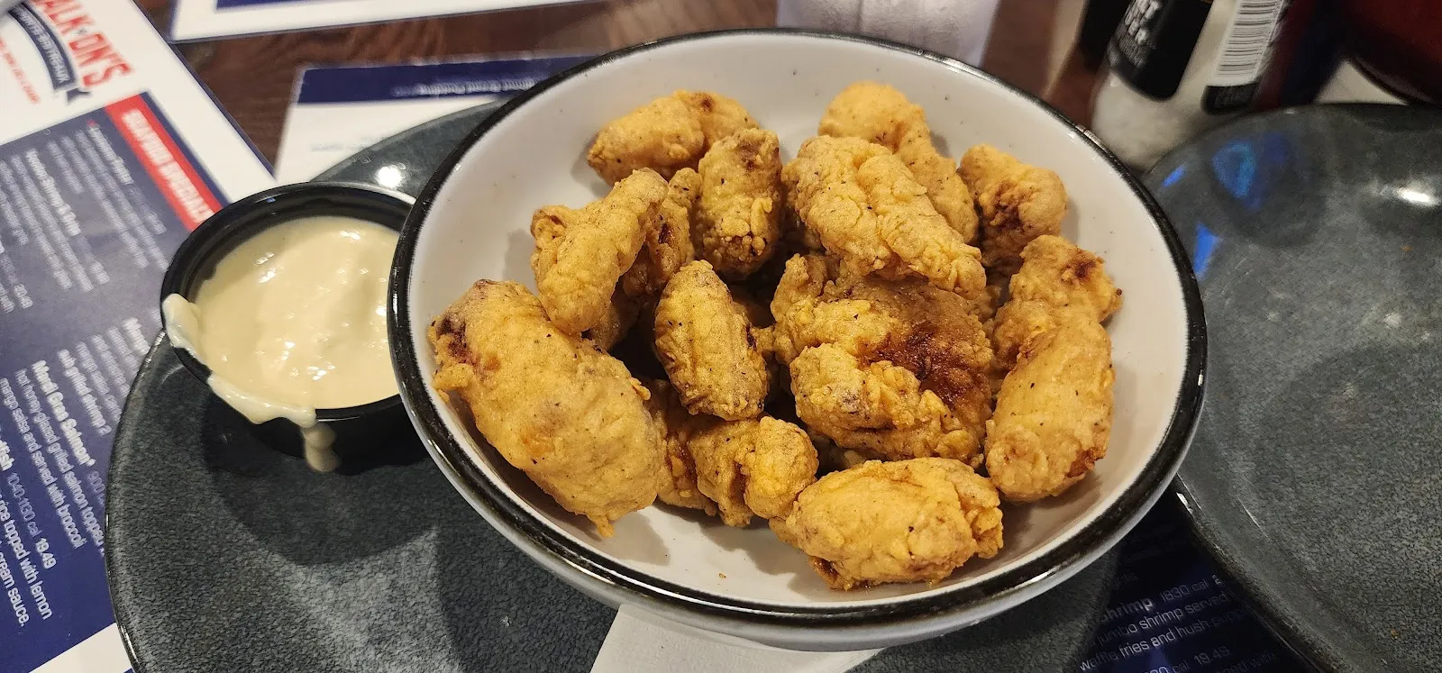 Walk-On's Sports Bistreaux - Towne Center Restaurant - Image 4
