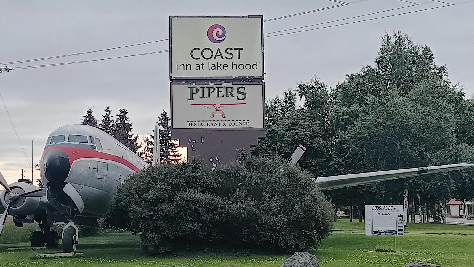 Pipers Sports Lounge & Dining - Image 2