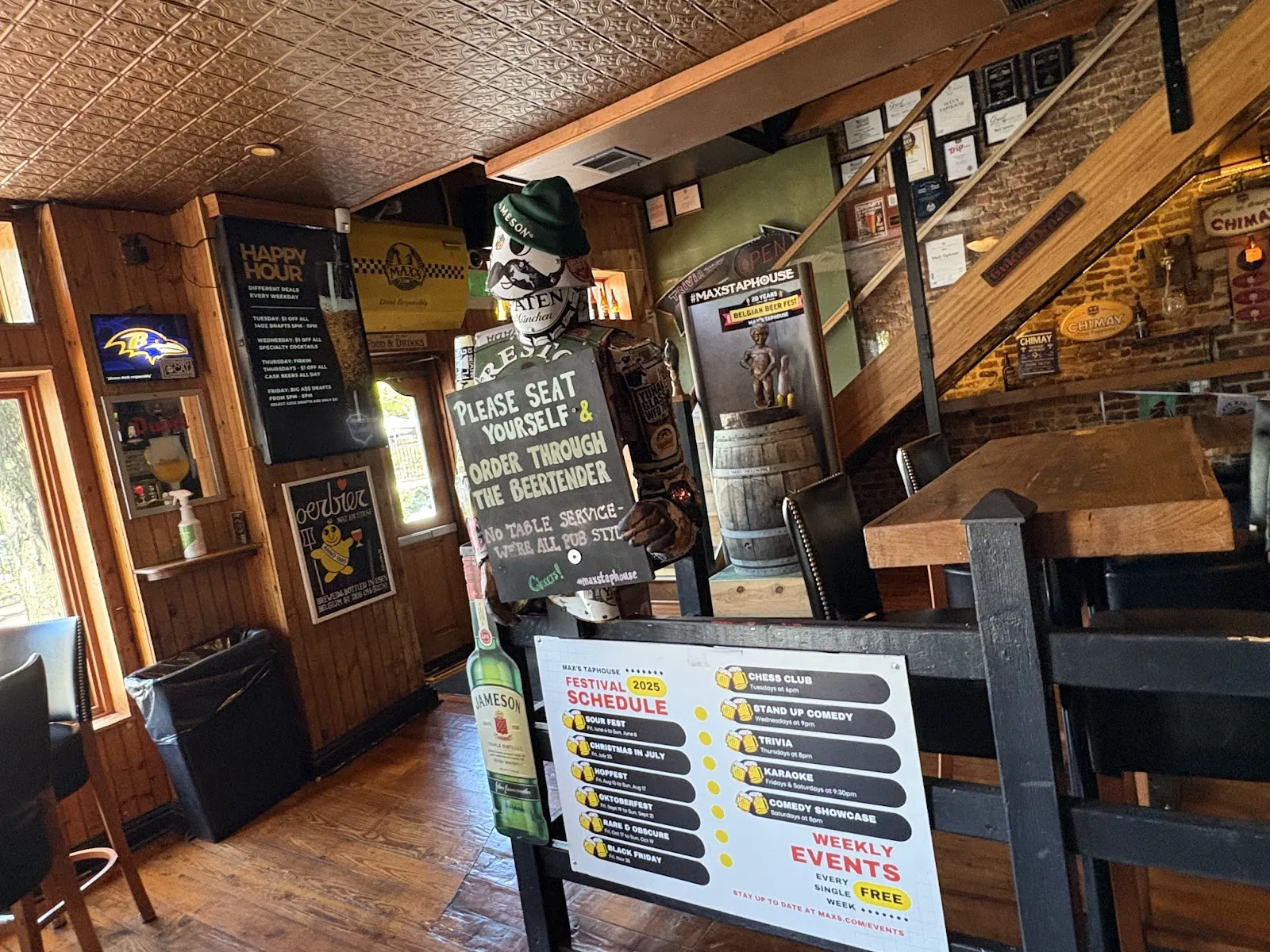 Max's Taphouse - Image 4