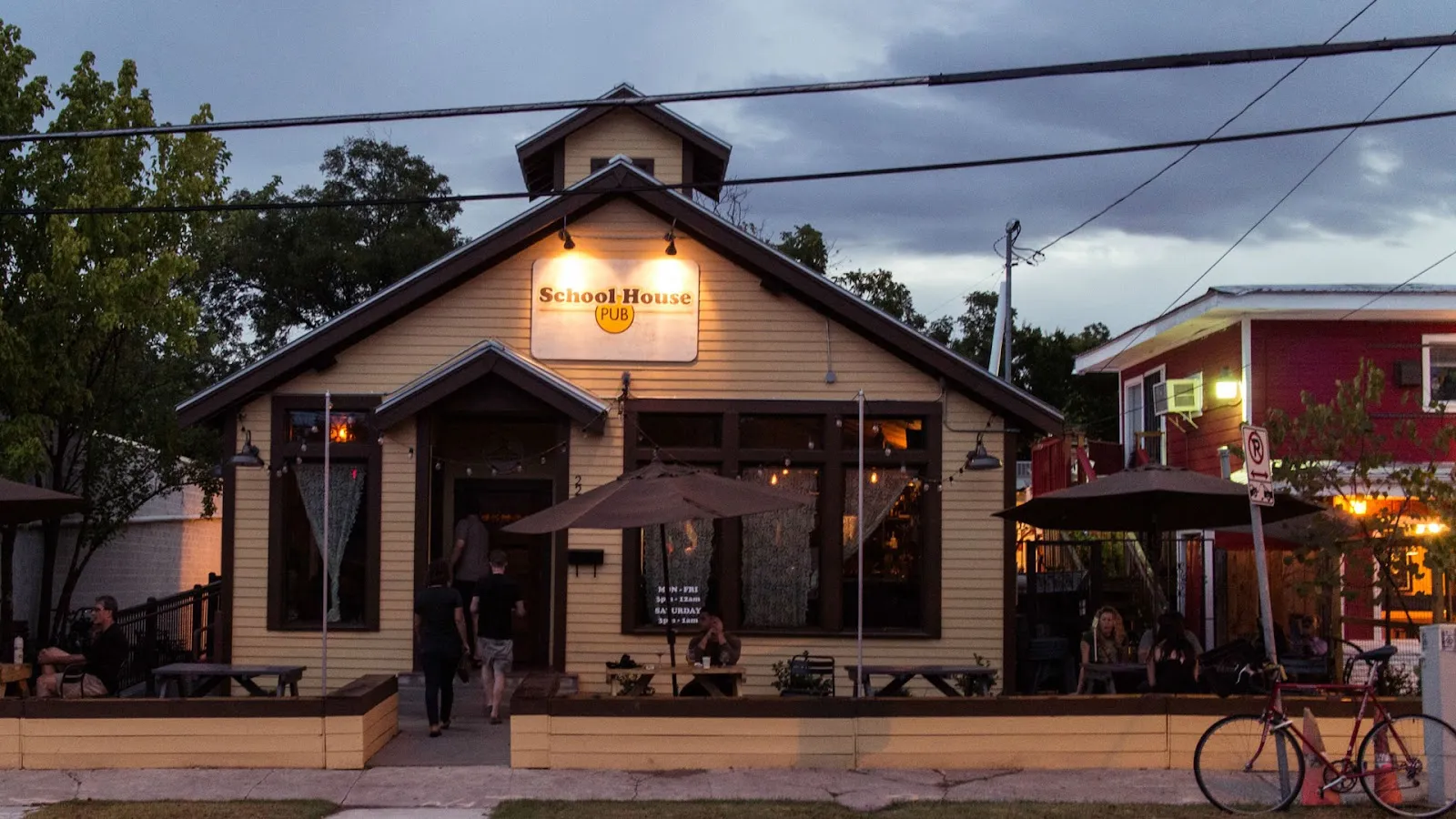 School House Pub - Image 2