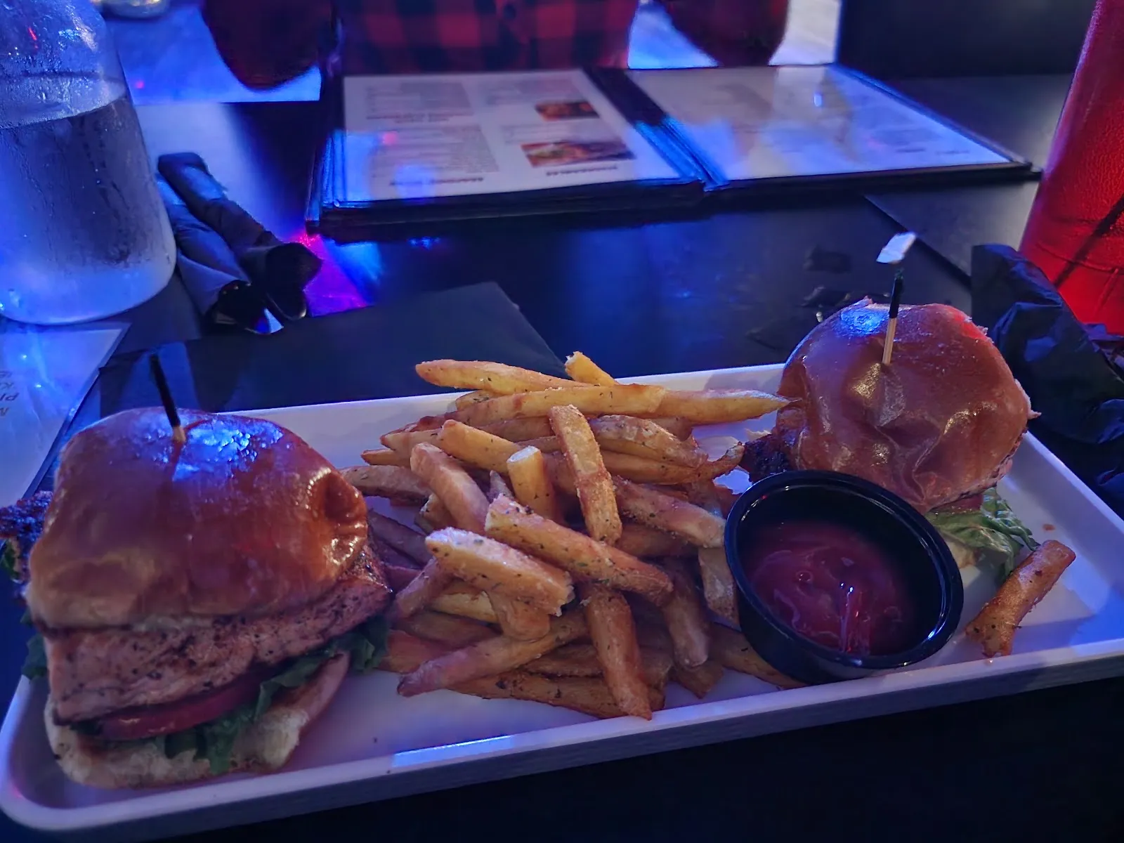 404 Sports Bar & Grill - Image 3