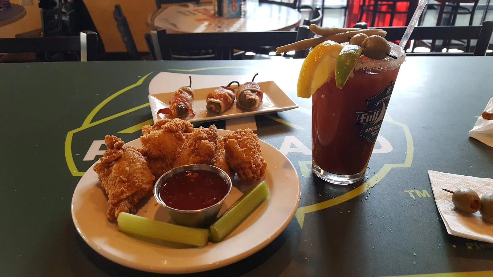 GameTime SportsBar & Grill logo