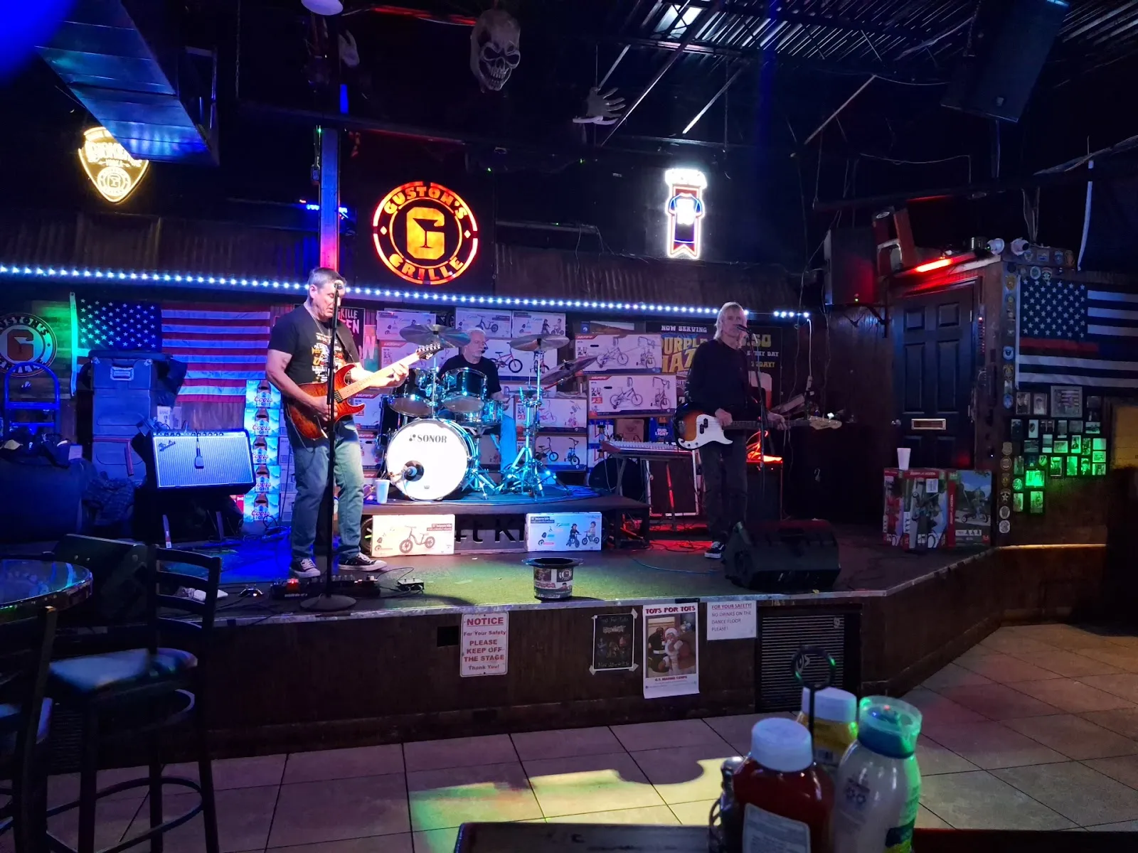 Guston's Grille Woodstock - Image 3