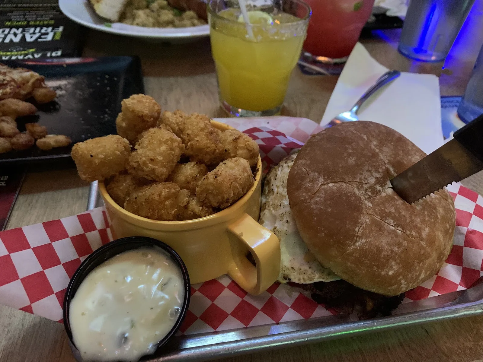 Playmakers Sports Bar and Grill - Image 4