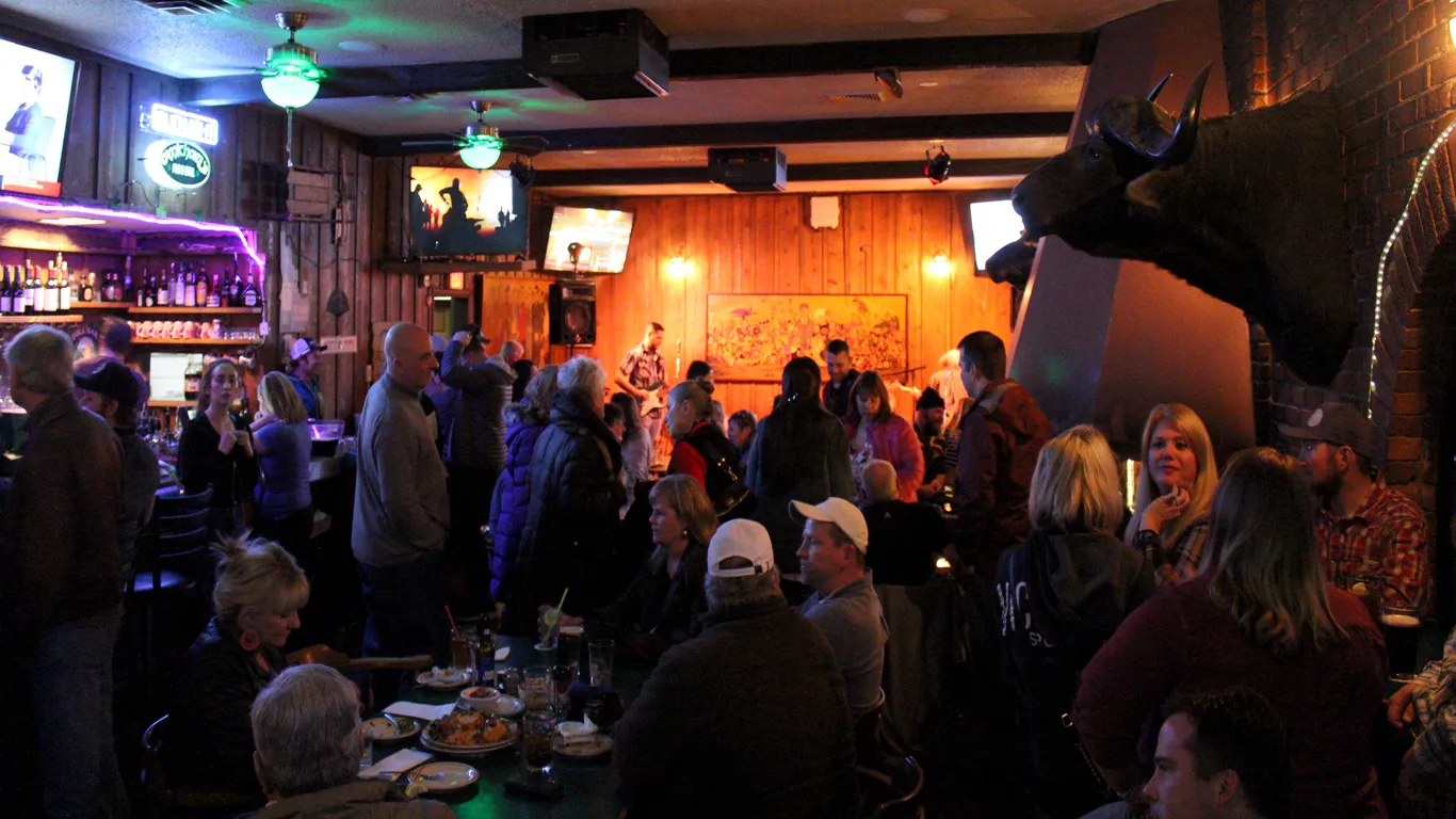 O'Michael's Pub & Grill - Image 3