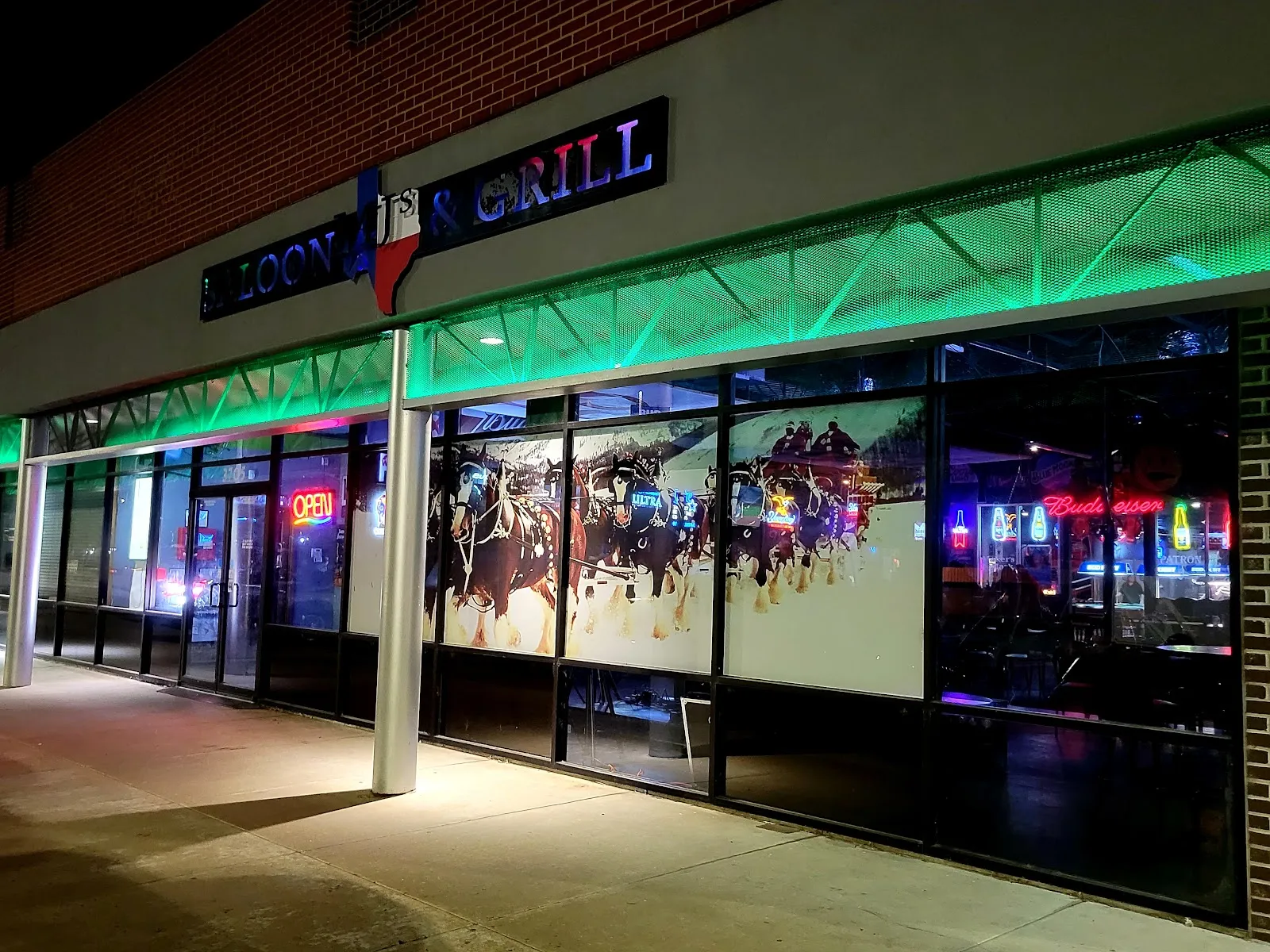 MJ's Saloon & Grill - Image 3
