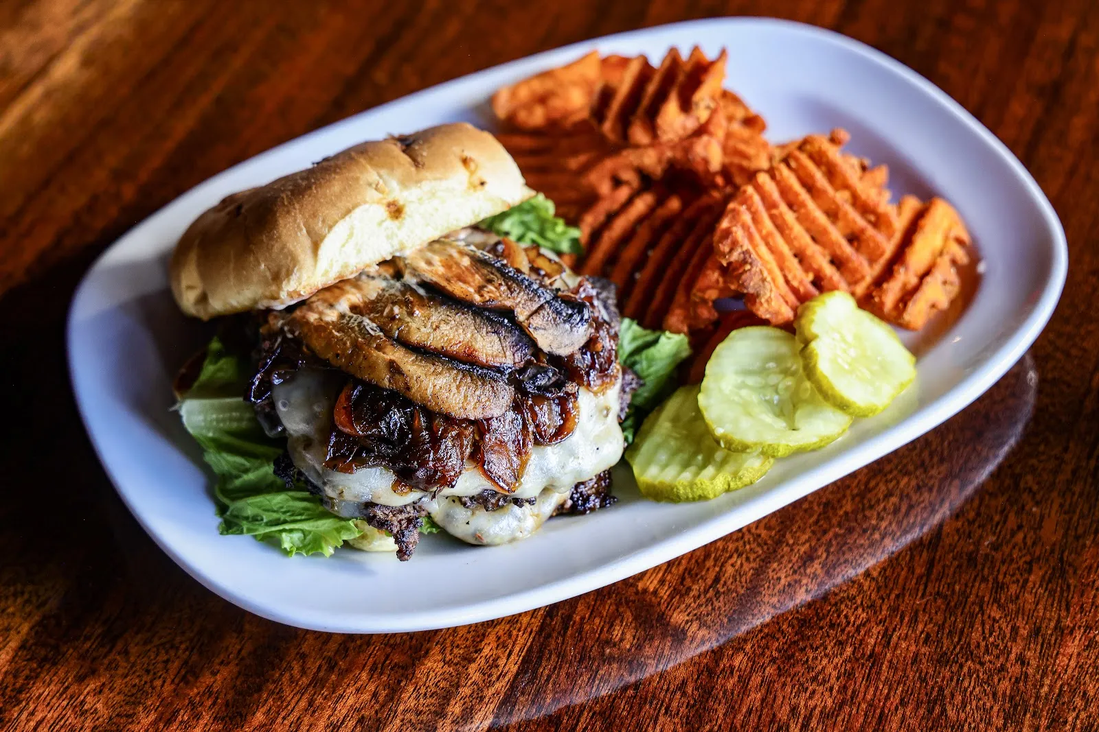 Jake n JOES Sports Grille - Woburn - Image 3