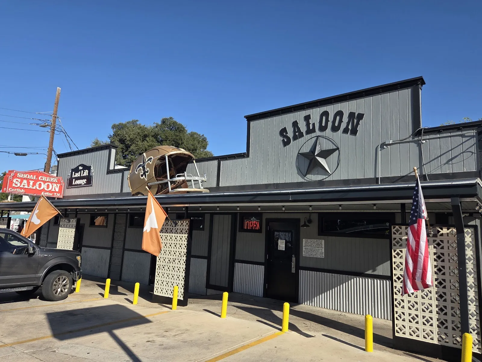 Shoal Creek Saloon