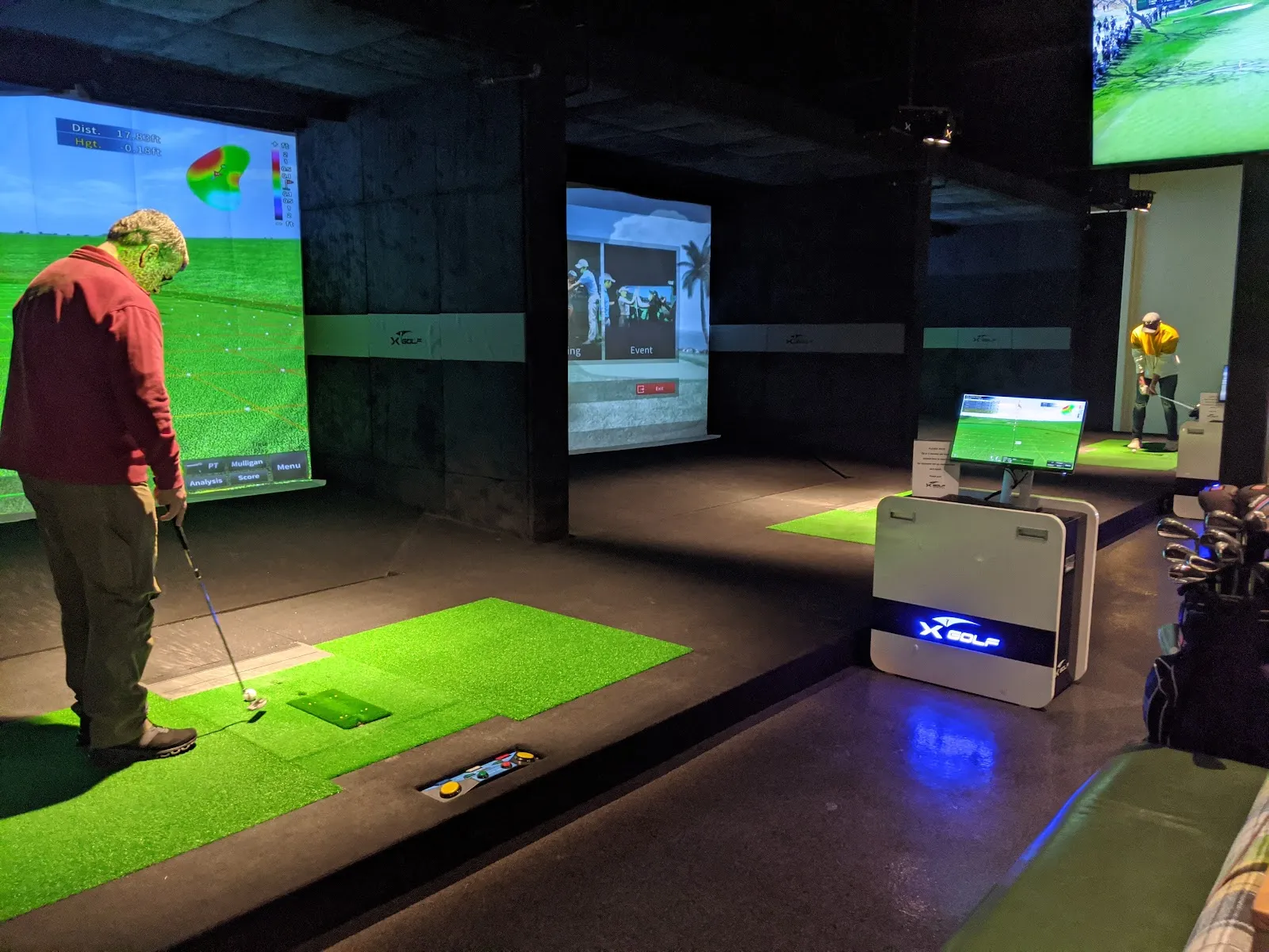 X-Golf Brookfield - Image 3