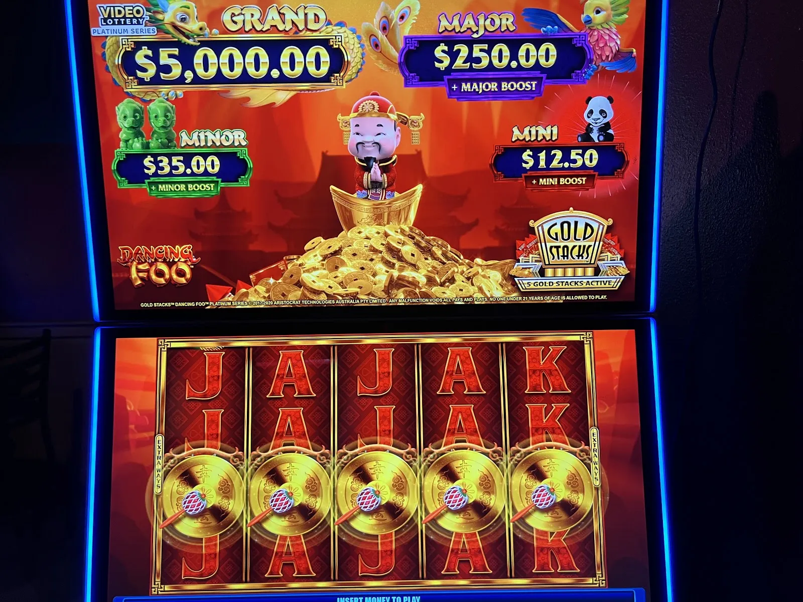 Lava Lanes Bend logo