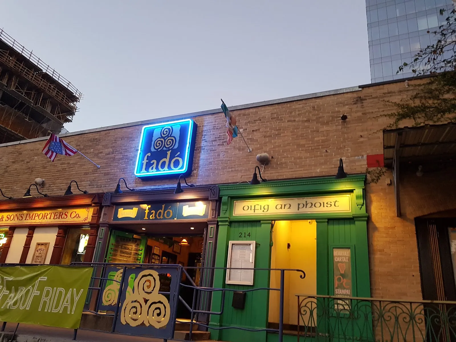 Fado Irish Pub Austin - Image 4