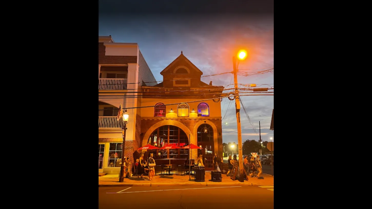 Gaslight - Image 4