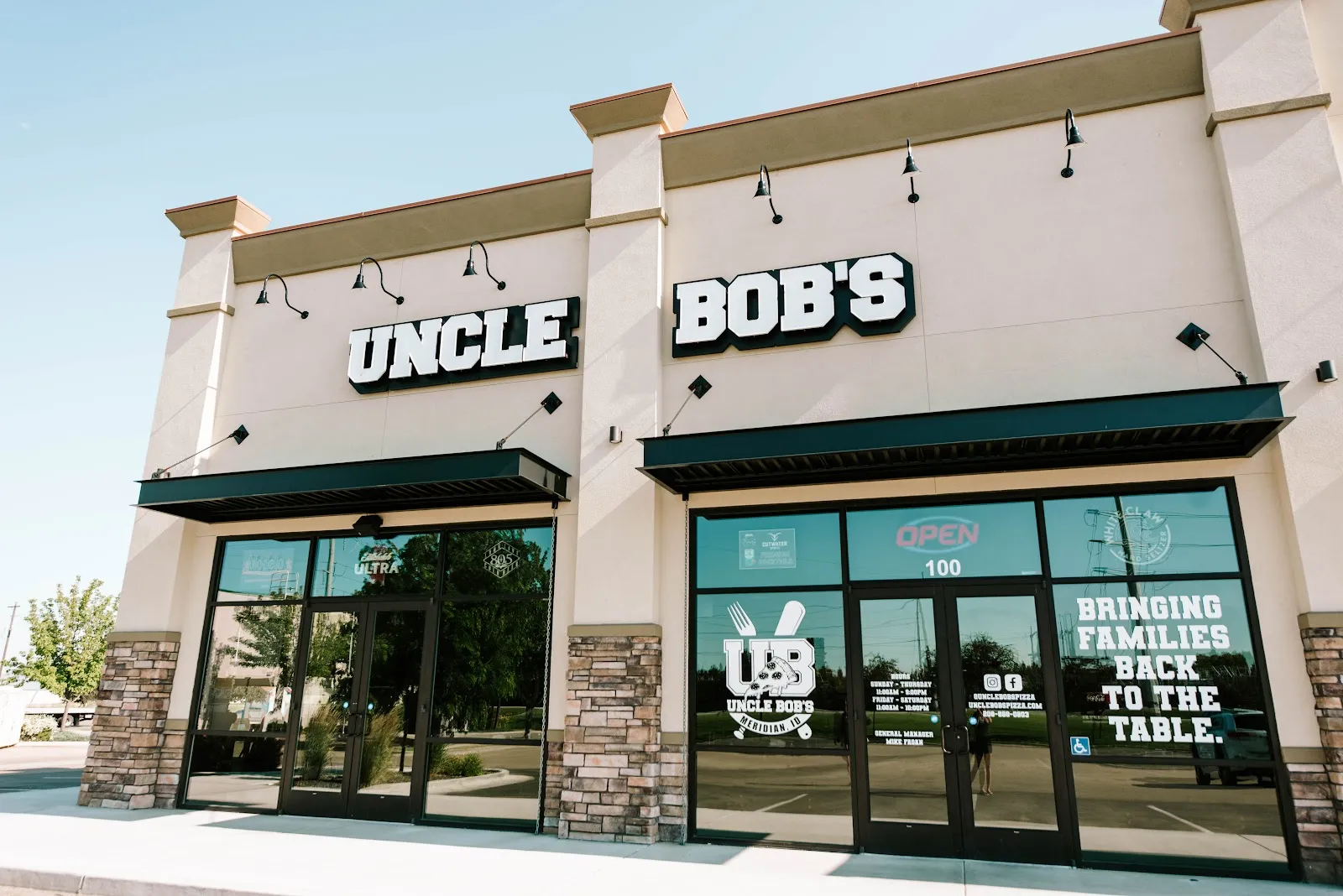 Uncle Bob's Pizza - Image 3