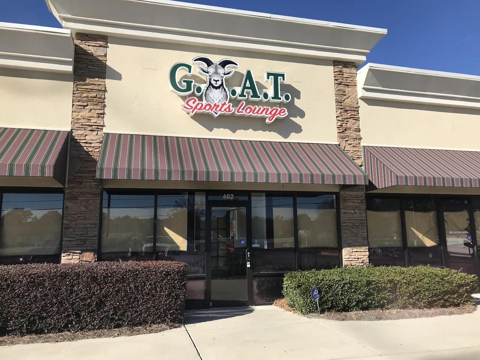 GOAT SPORTS LOUNGE logo