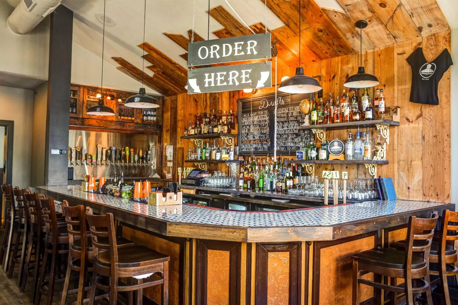 School House Pub - Image 3