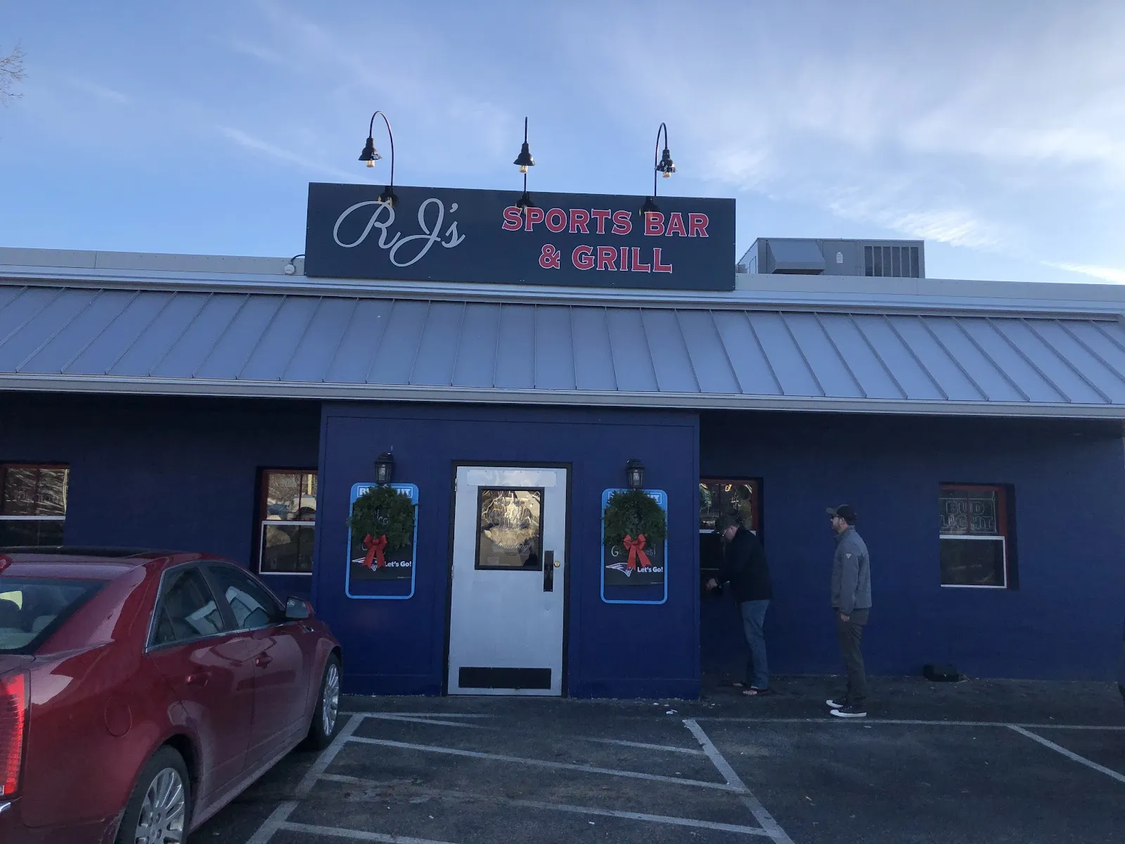 RJ's Sports Bar and Grill - Image 4