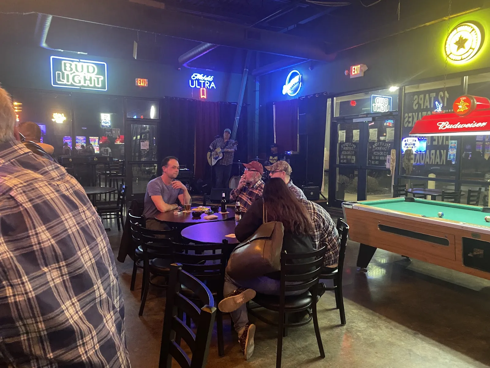 Pflutto's Tavern - Image 3