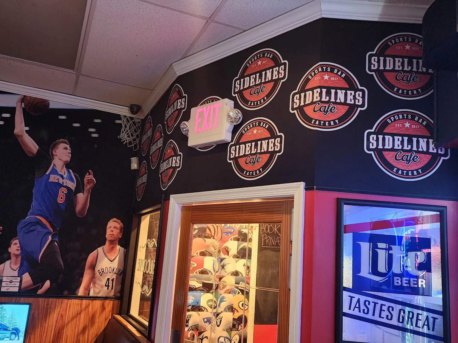 Sidelines Cafe