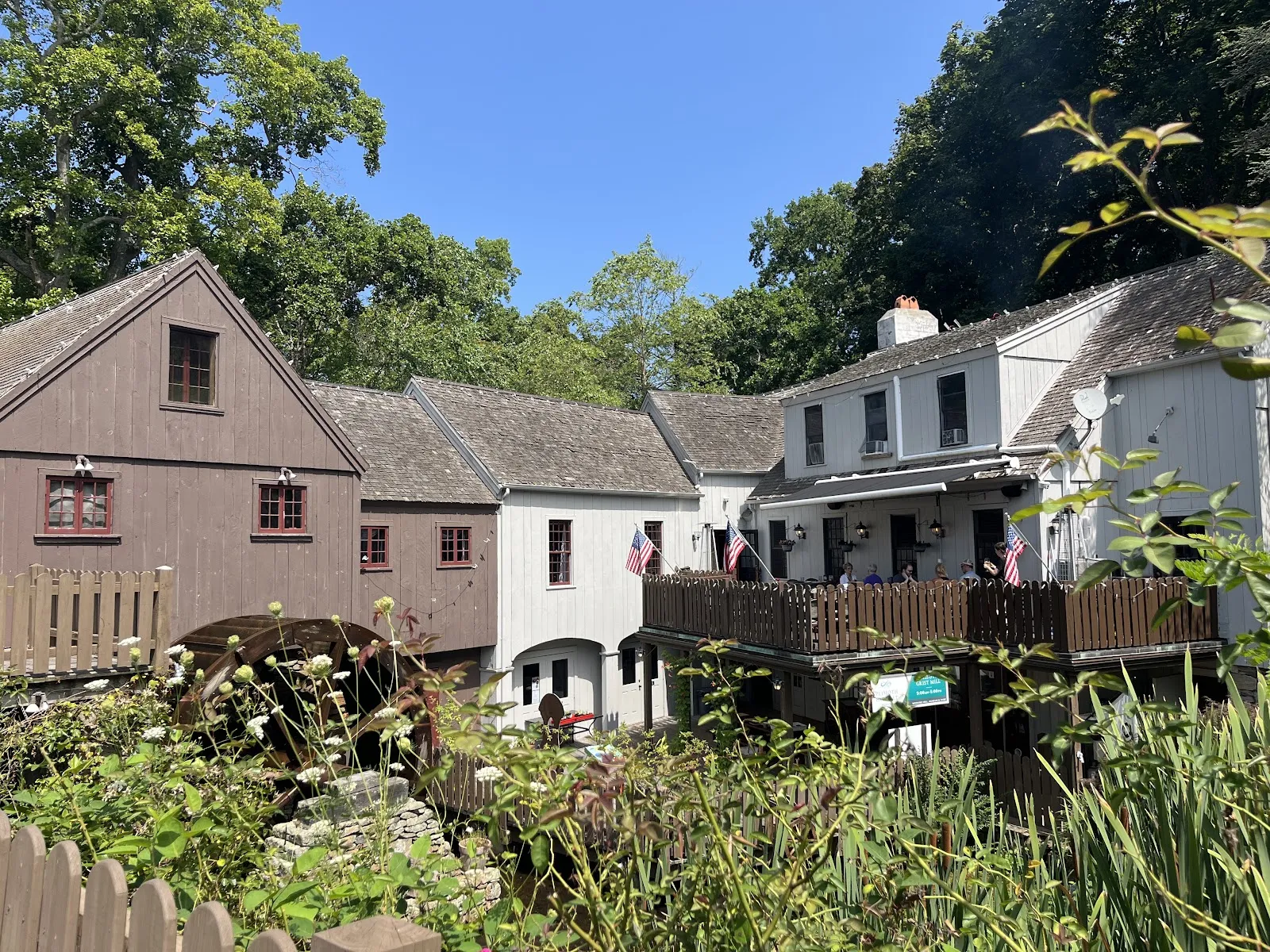 Gillis Family Tavern - Image 3