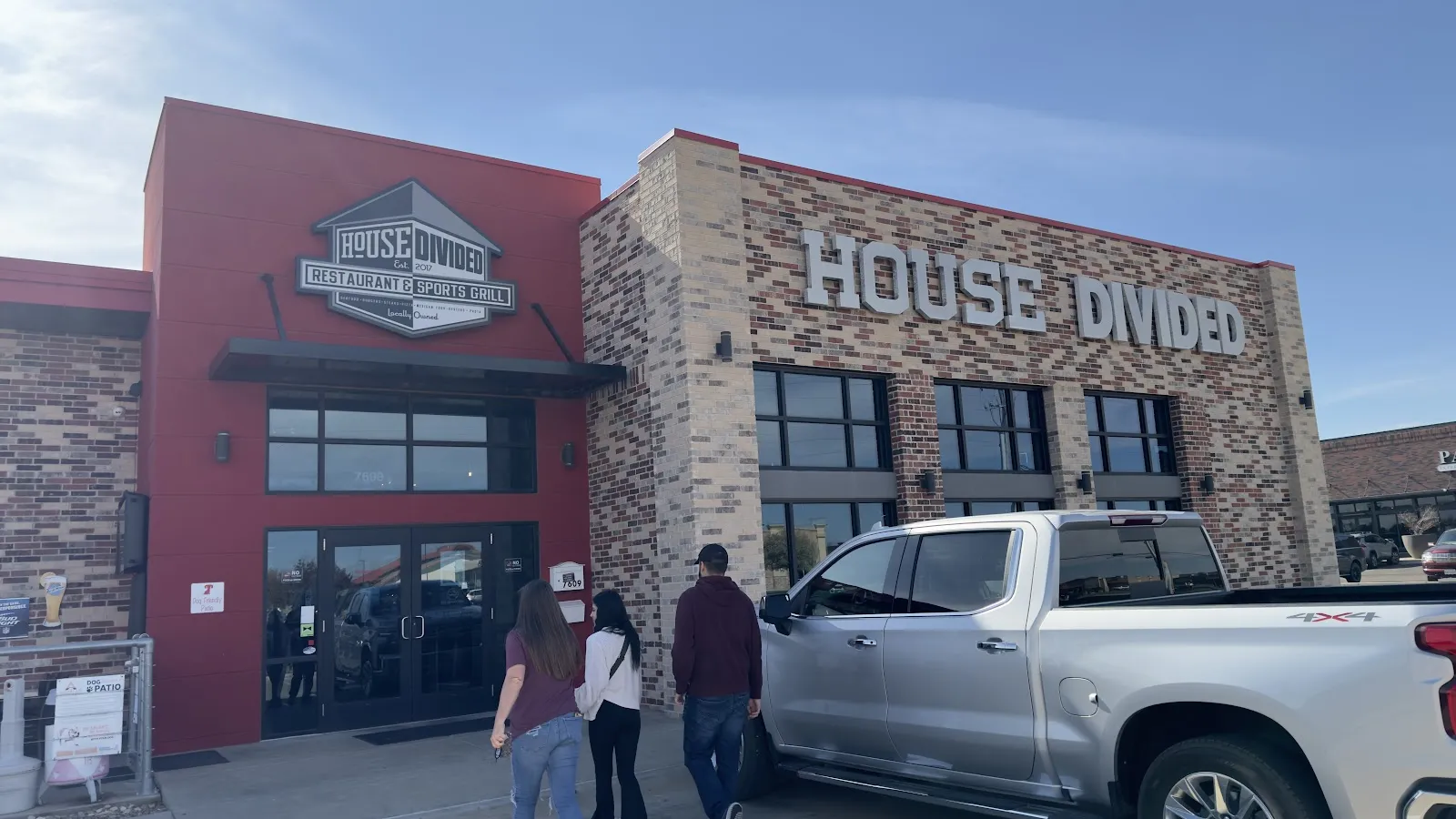 House Divided Restaurant & Sports Grill logo