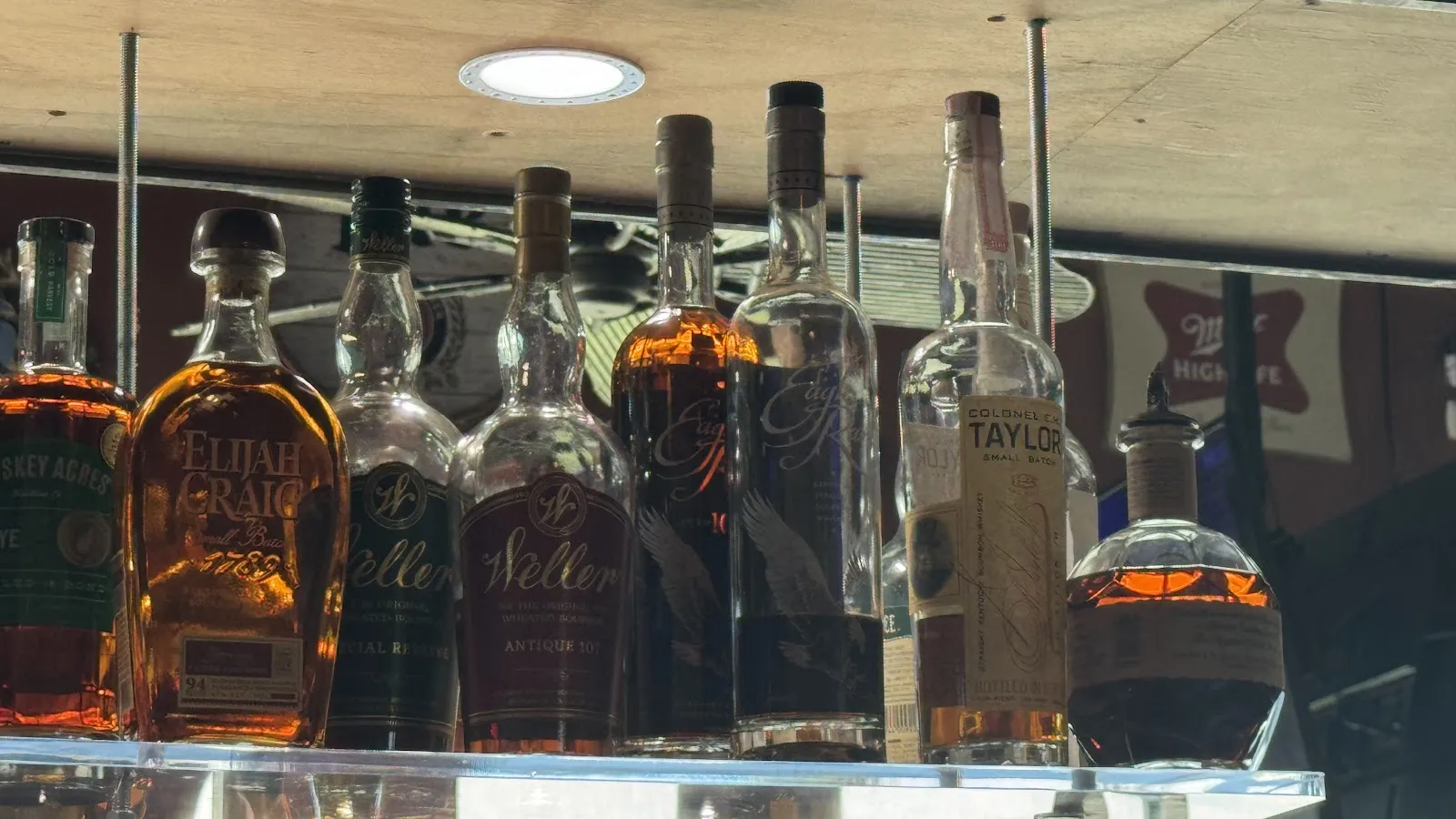 JT's Corner Tap & Eatery - Image 2