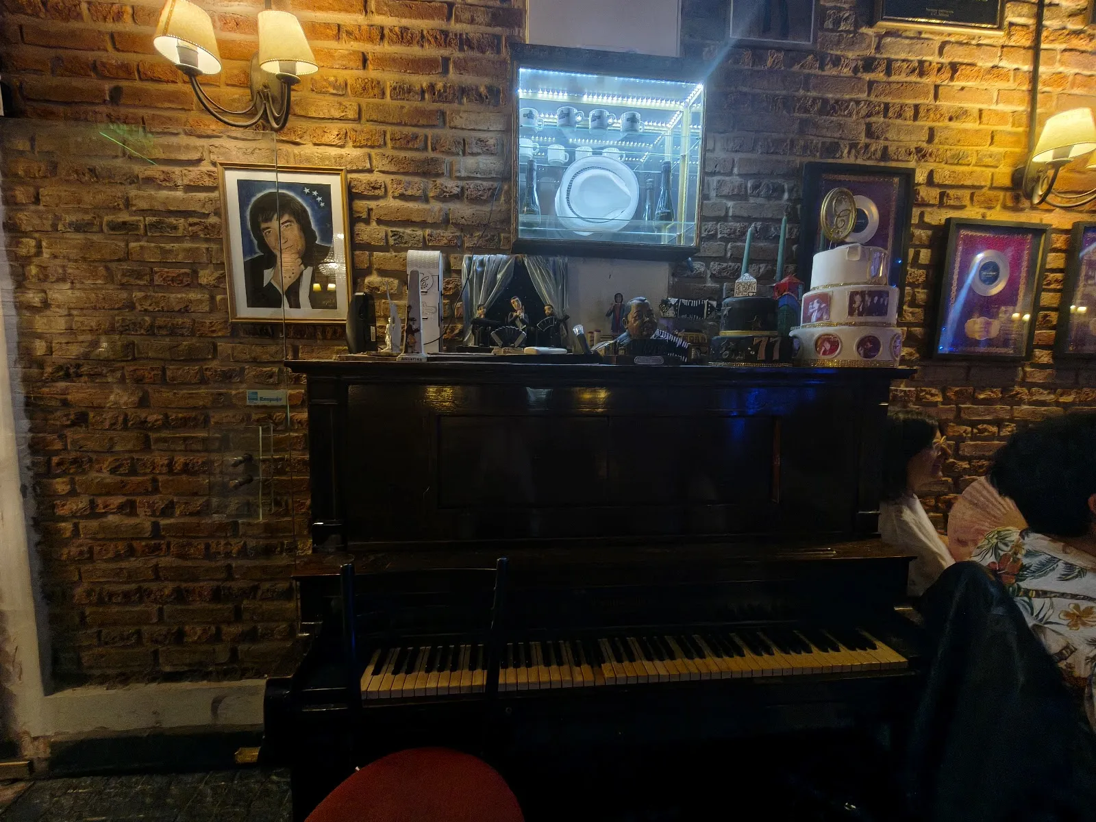 Cafe La Humedad - Image 2