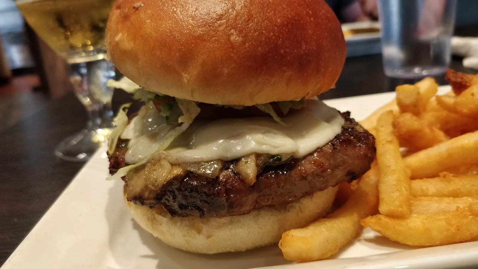 Broadway Bar & Grill - Image 3
