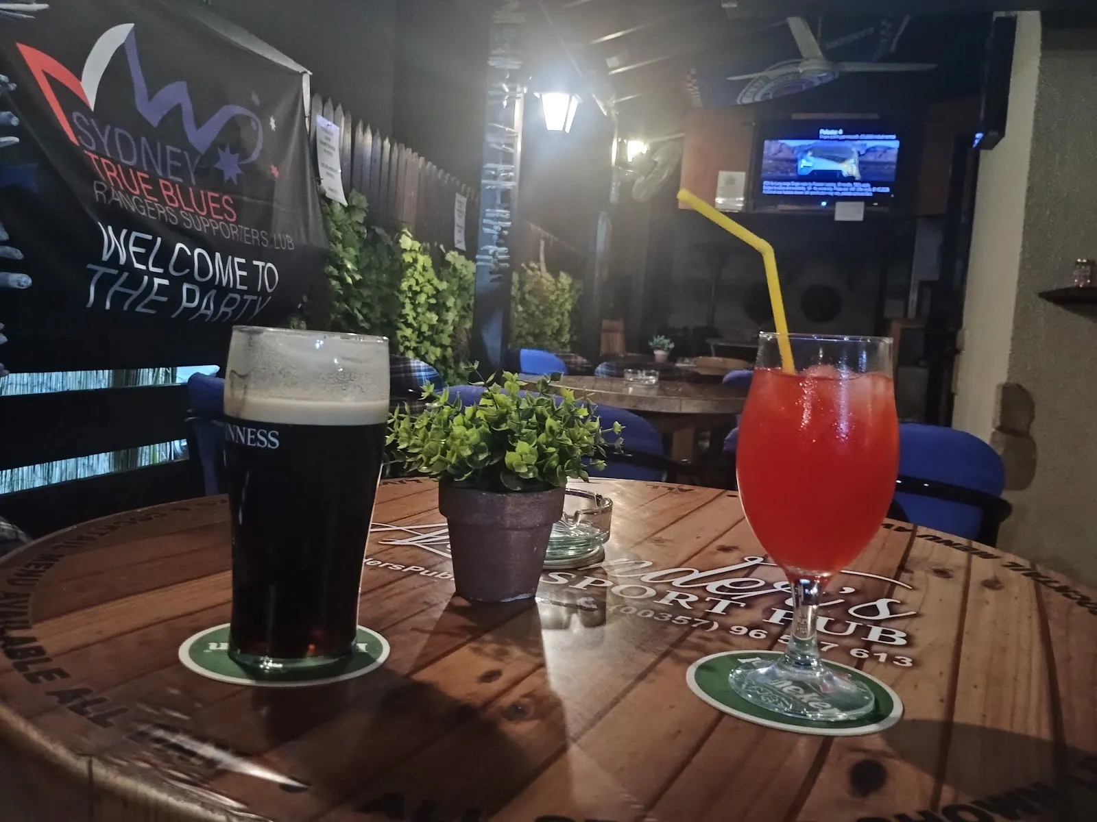 Alexanders Sports Bar - Image 2