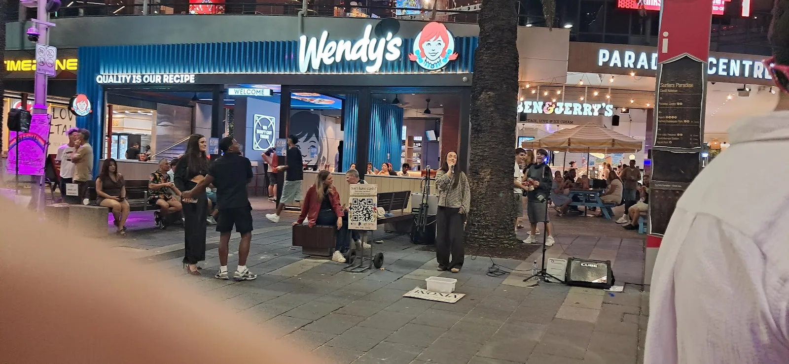 Surfers Paradise Beergarden - Image 3