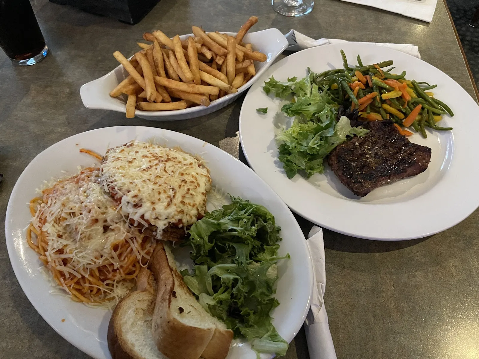 Sammy's Sports Bar - Image 2