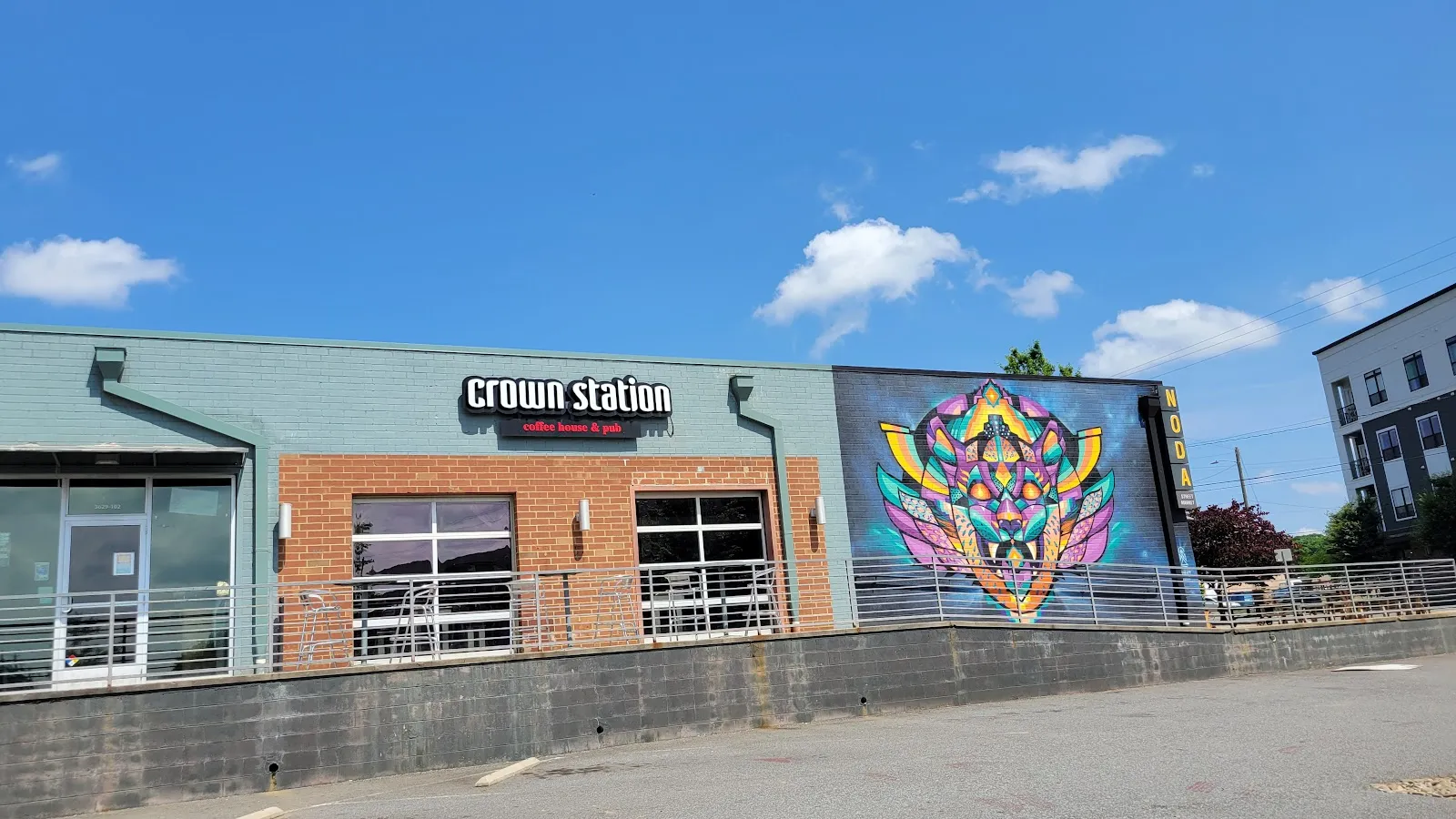 Crown Station Coffee House & Pub logo