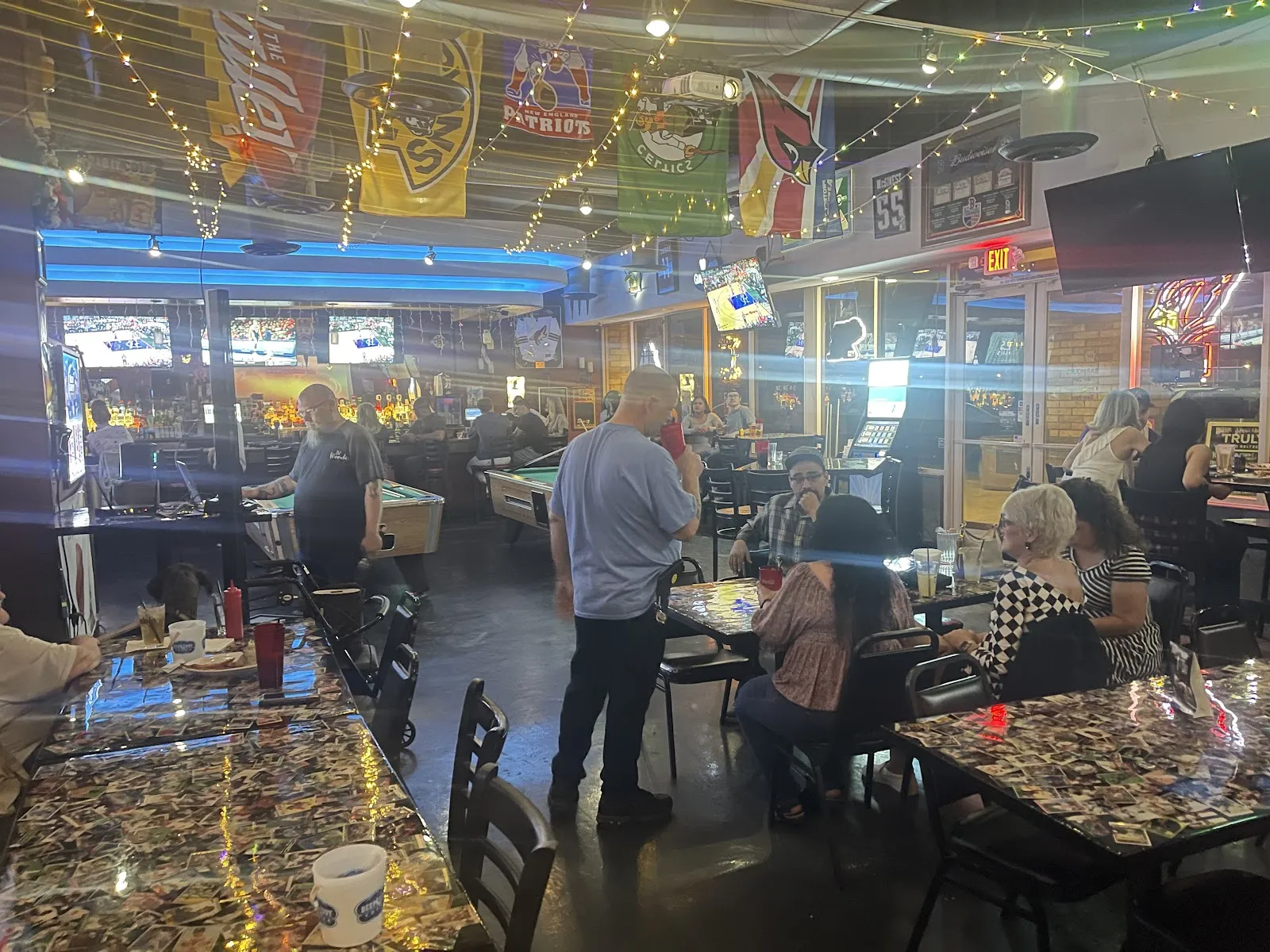 Third Base Bar - Image 2