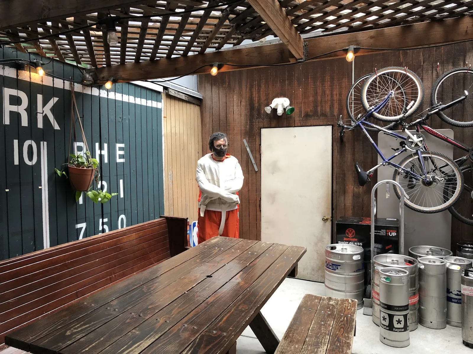 Red Jack Saloon - Image 4