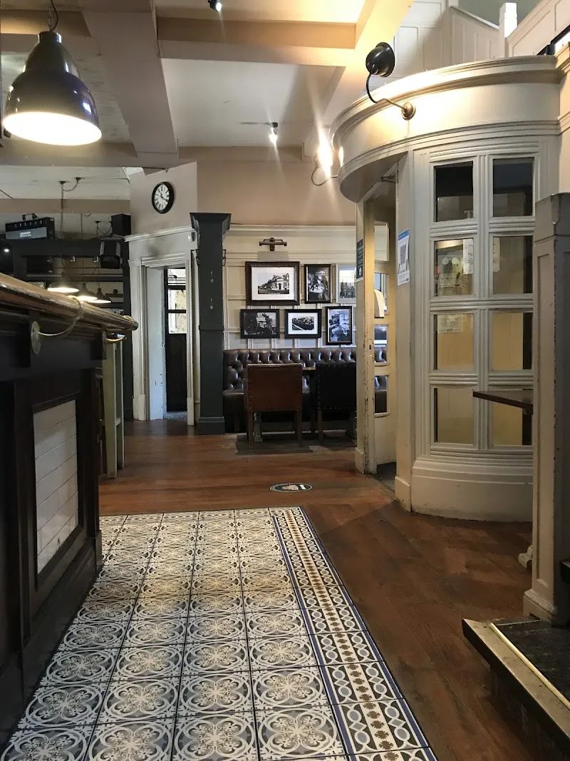 Gallery 3