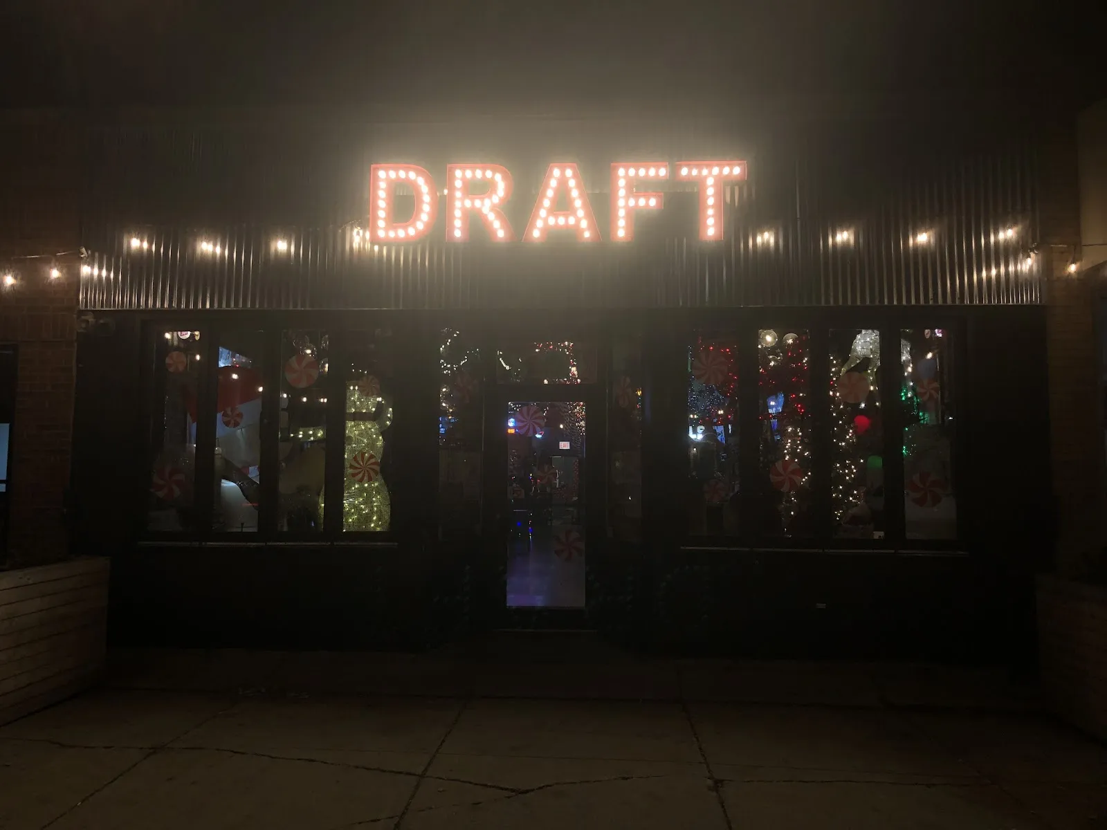 Draft Bar Chicago - Image 2
