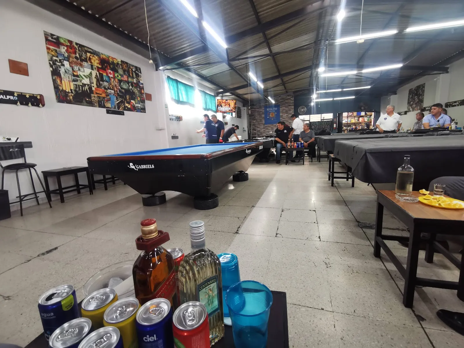 CRU Billiards: Carom Pool & Bar - Image 3