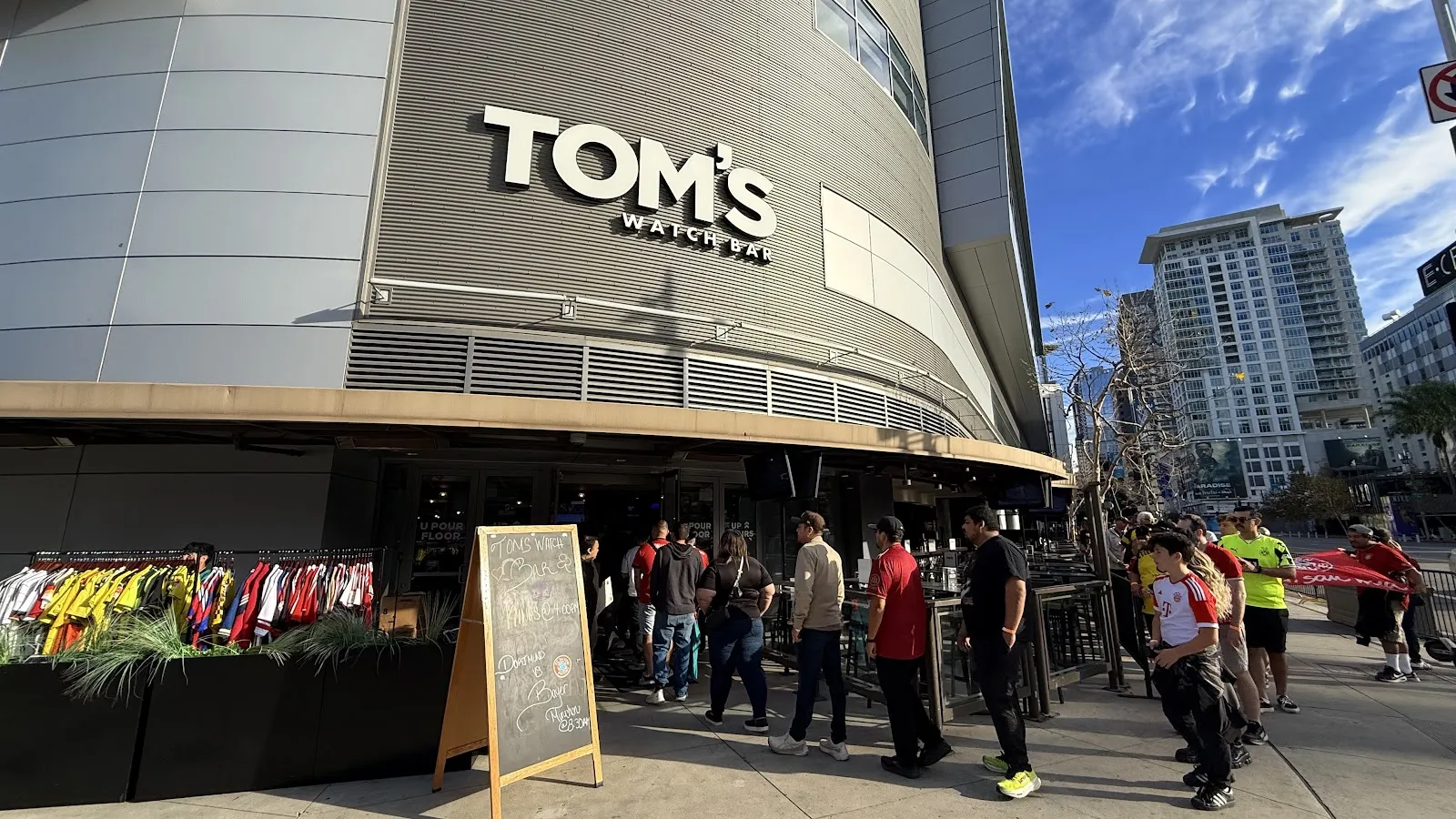 Tom’s Watch Bar - Image 2