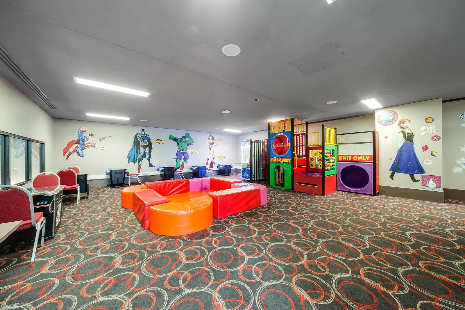 Deer Park Club - Image 2