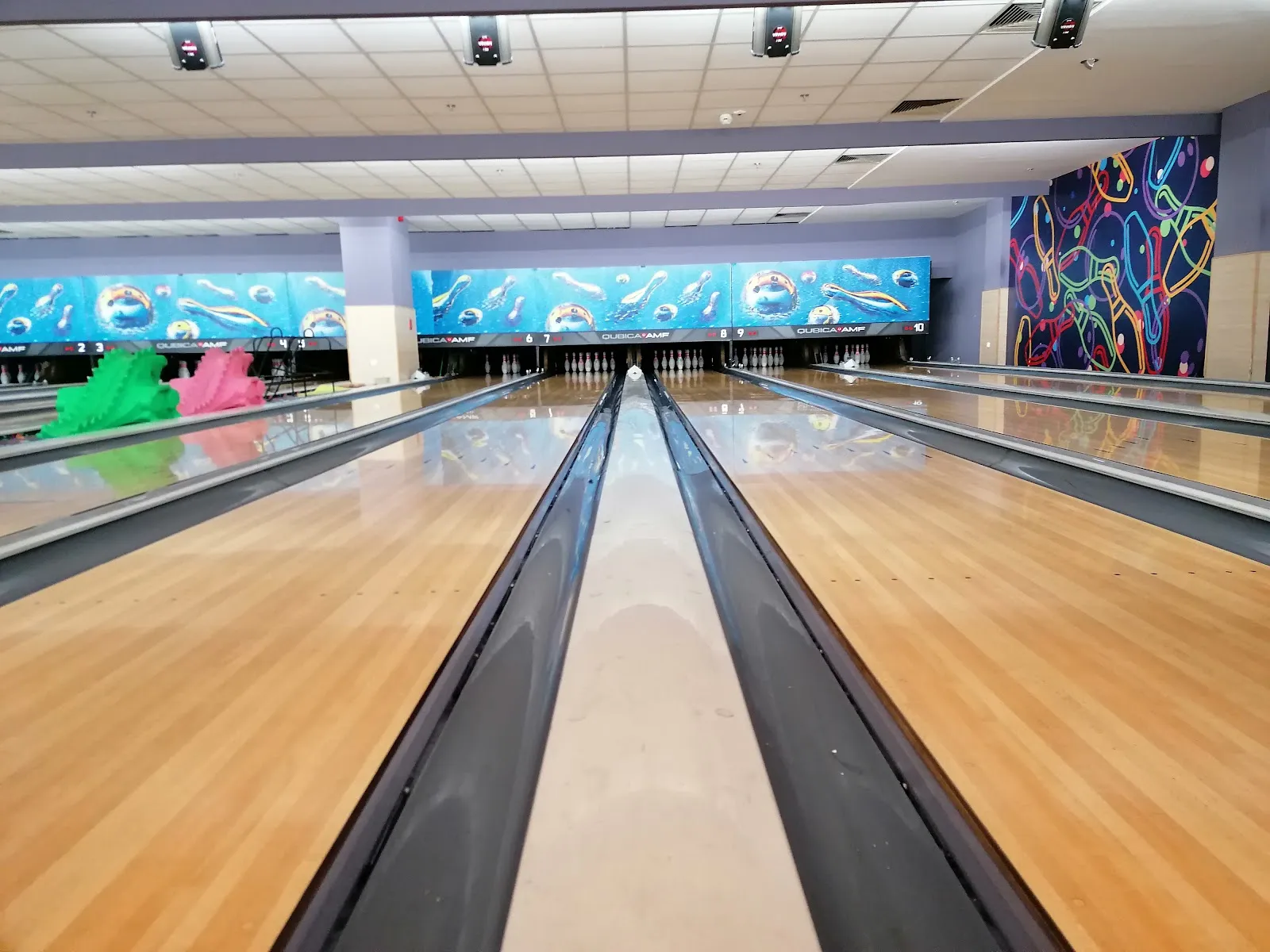 Bowling söröző - Image 3