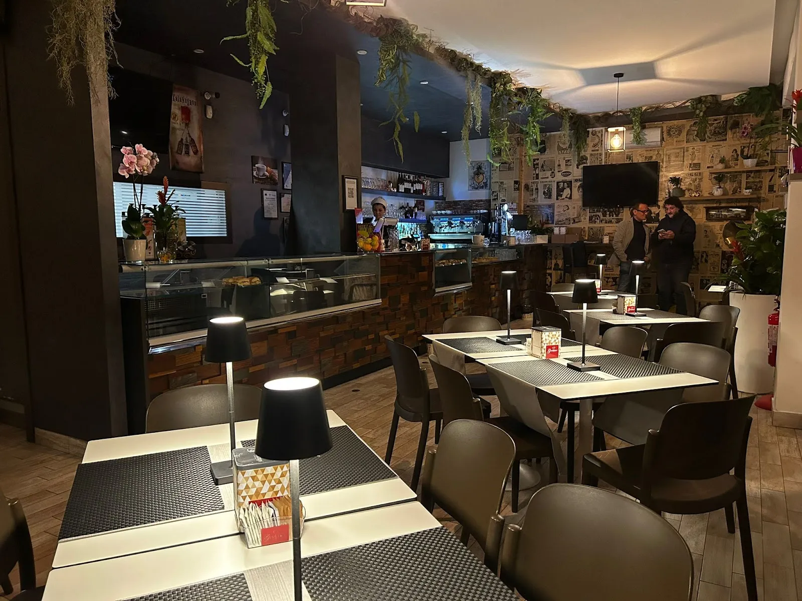 Bar Largo 21 - Image 4