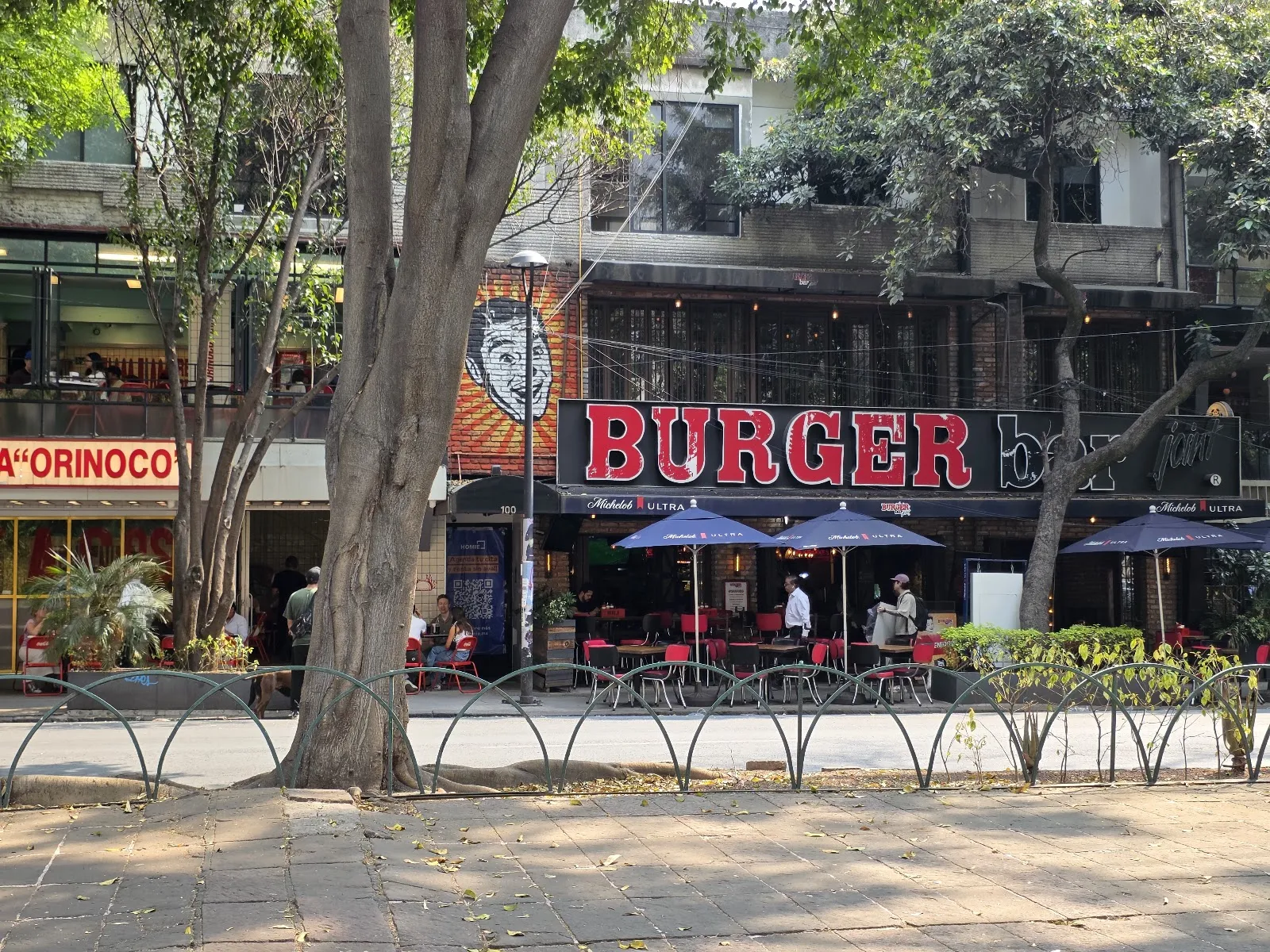 BURGER bar joint - Image 3