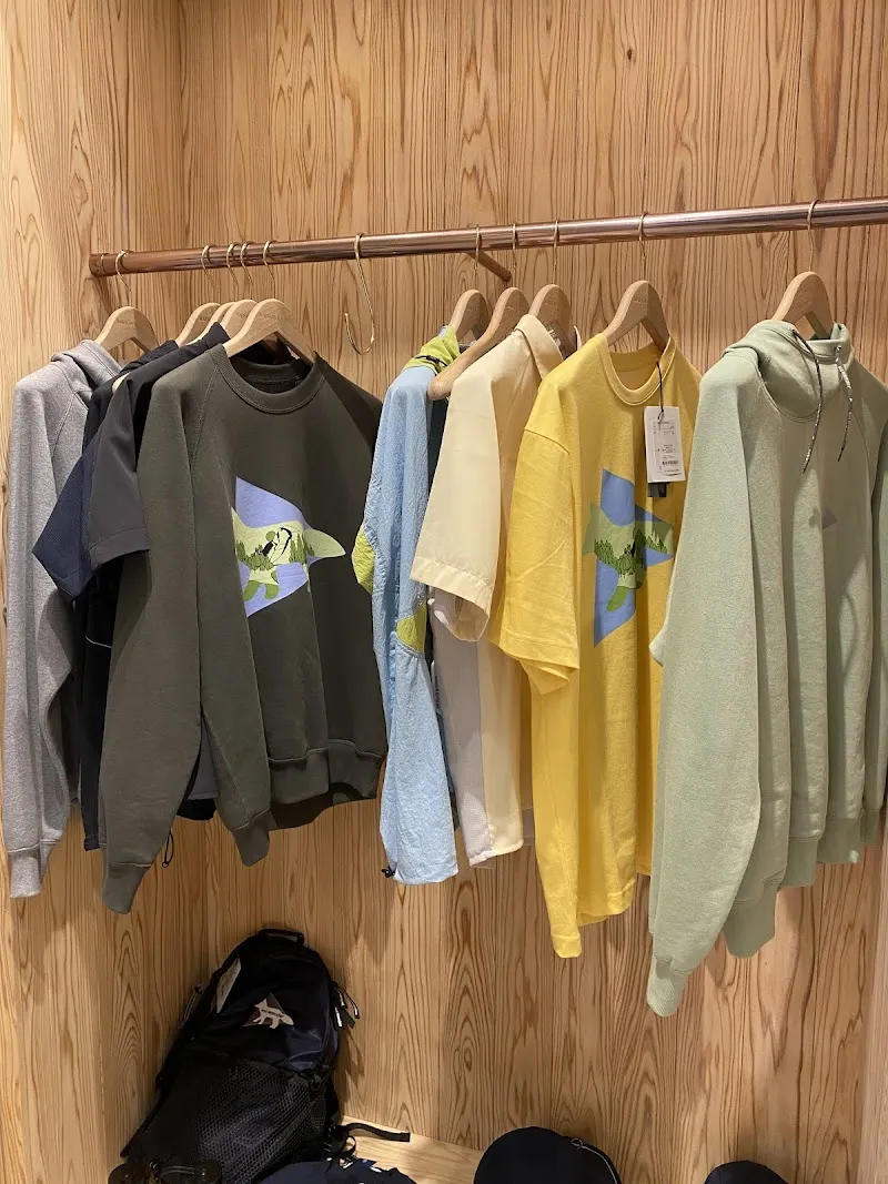 Gallery 4