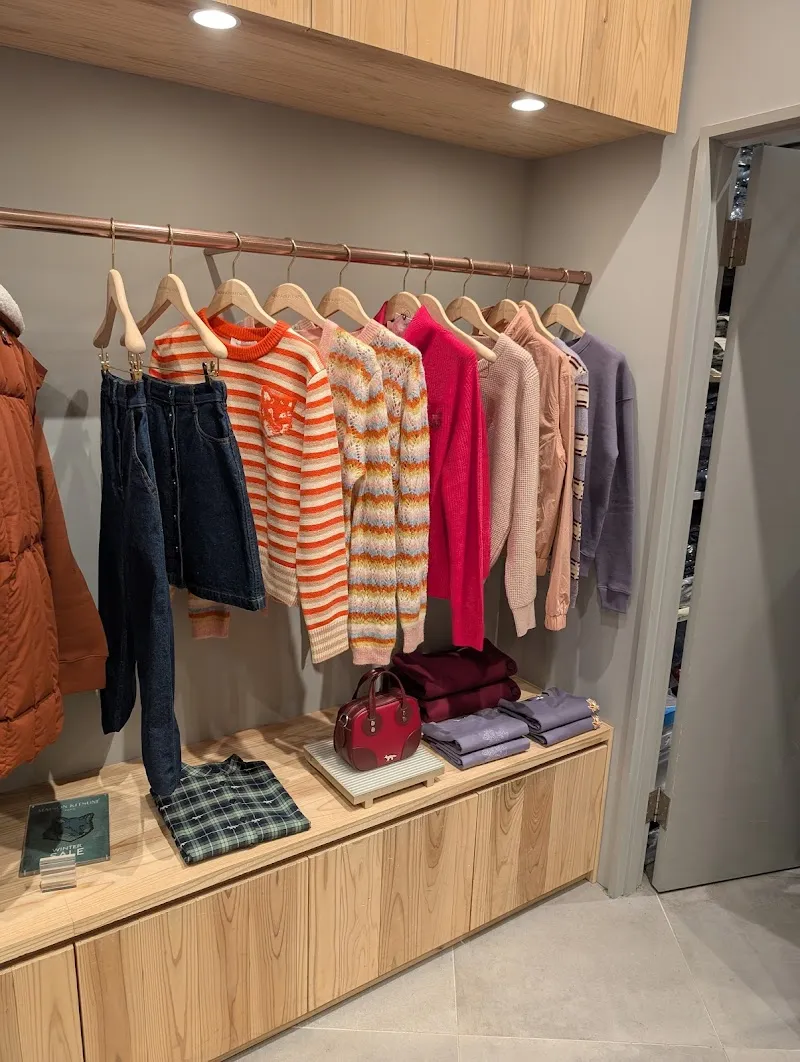 Gallery 2