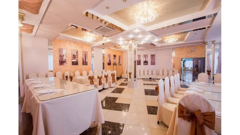 Gallery 2