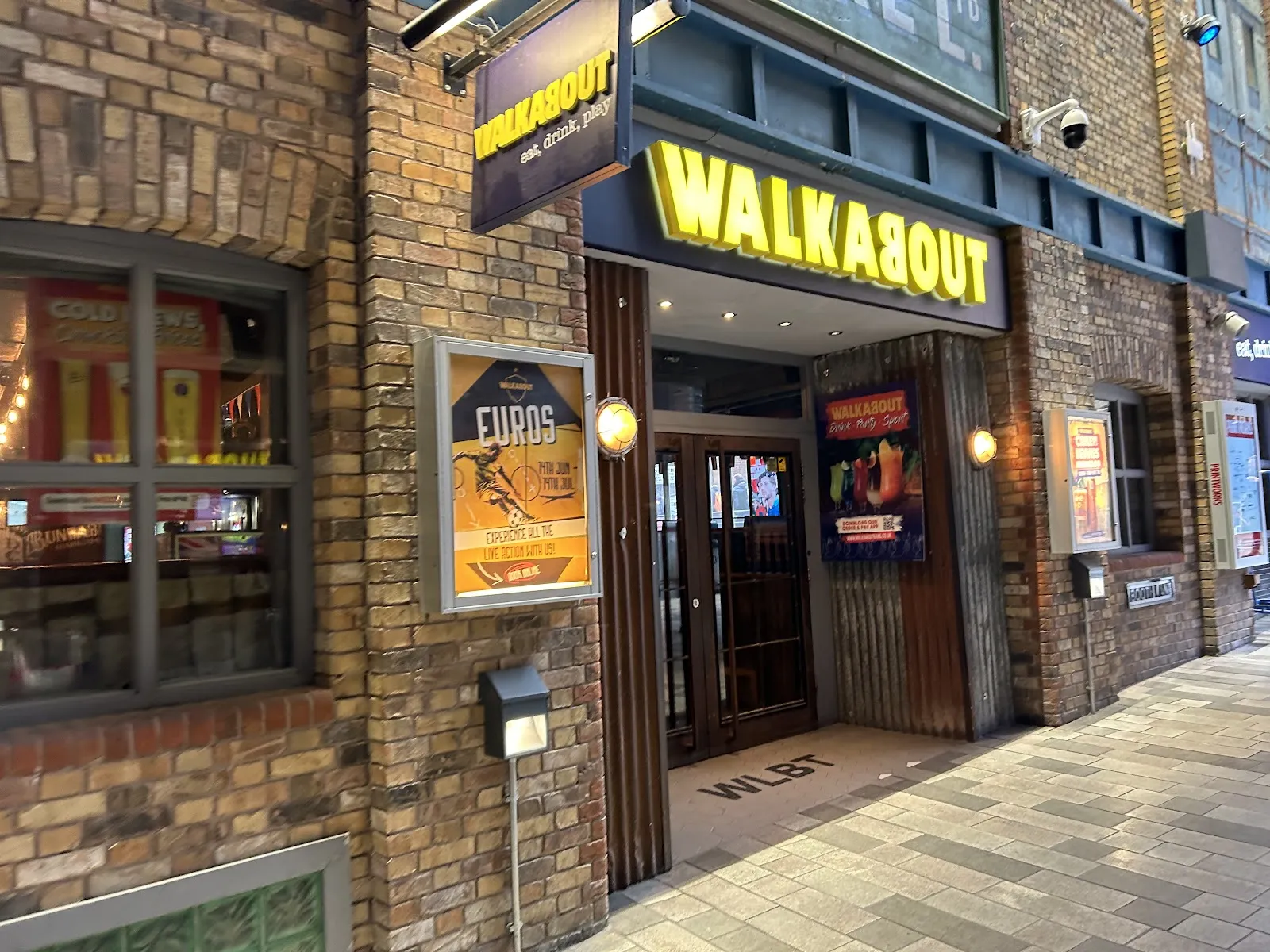 Walkabout - Image 4